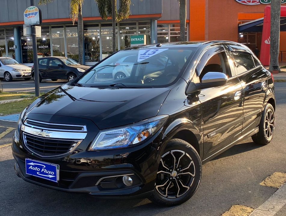 Chevrolet ONIX HATCH LT 1.4 8V FlexPower 5p Mec.