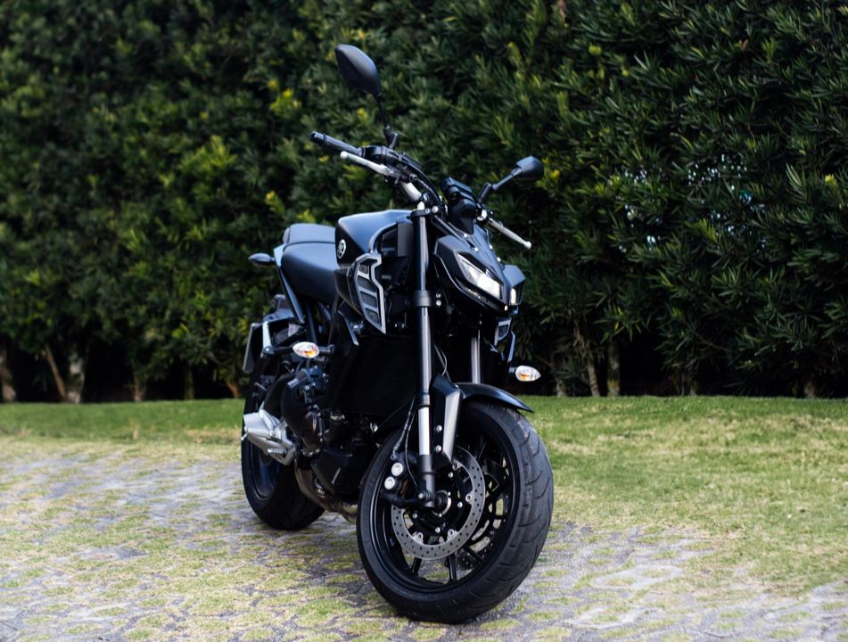 YAMAHA MT-09 850cc/ABS