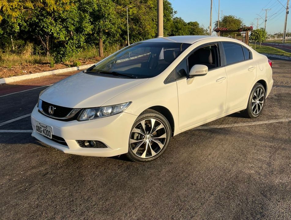 Honda Civic Sedan LXR 2.0 Flexone 16V Aut. 4p