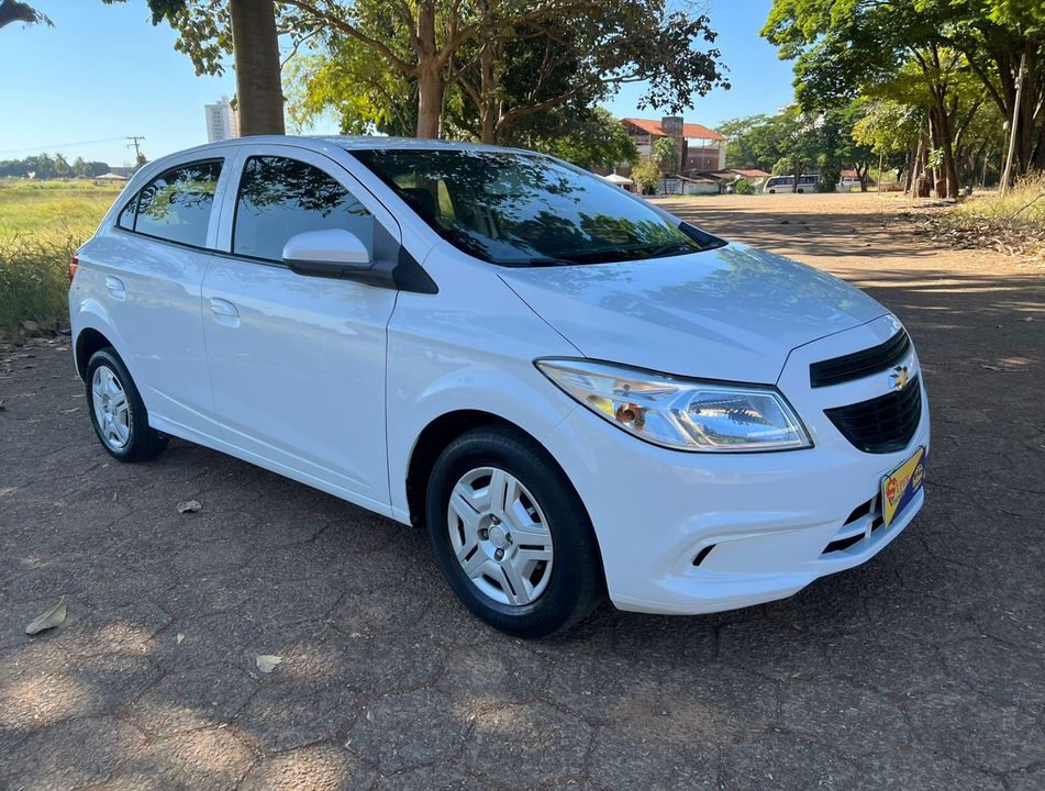 Chevrolet ONIX HATCH Joy 1.0 8V Flex 5p Mec.