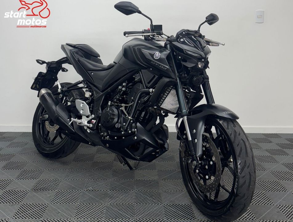 YAMAHA MT-03 321/ABS