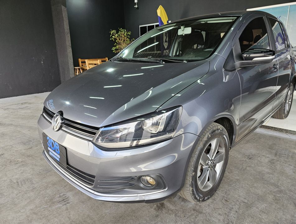 VolksWagen Fox Connect 1.6 Flex 8V 5p