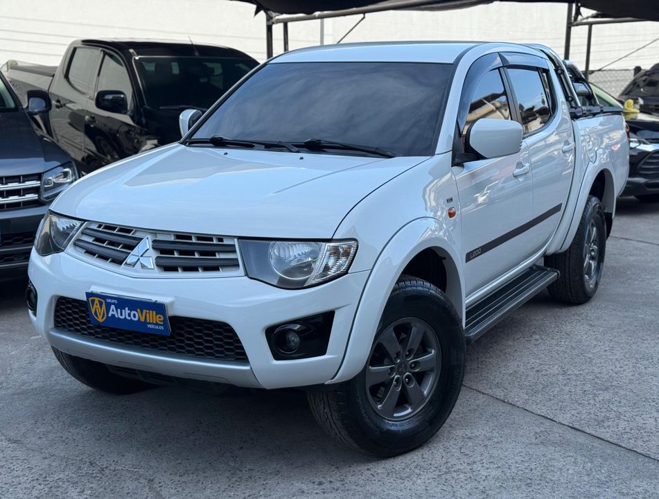 Mitsubishi L200 Triton HLS 2.4 Flex 16V CD Mec.
