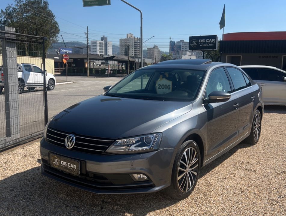 VolksWagen JETTA Highline 2.0 TSI 16V 4p Tiptronic