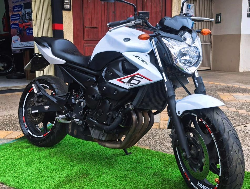 YAMAHA XJ6 N/ABS