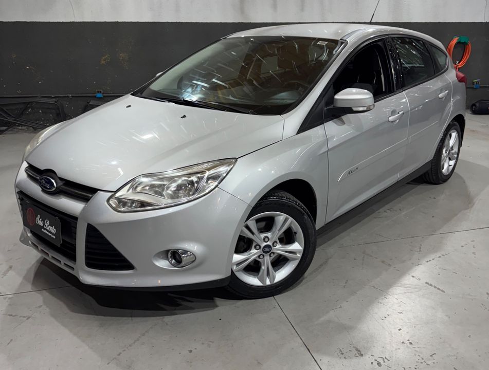 Ford Focus 1.6 S/SE/SE Plus Flex 8V/16V  5p