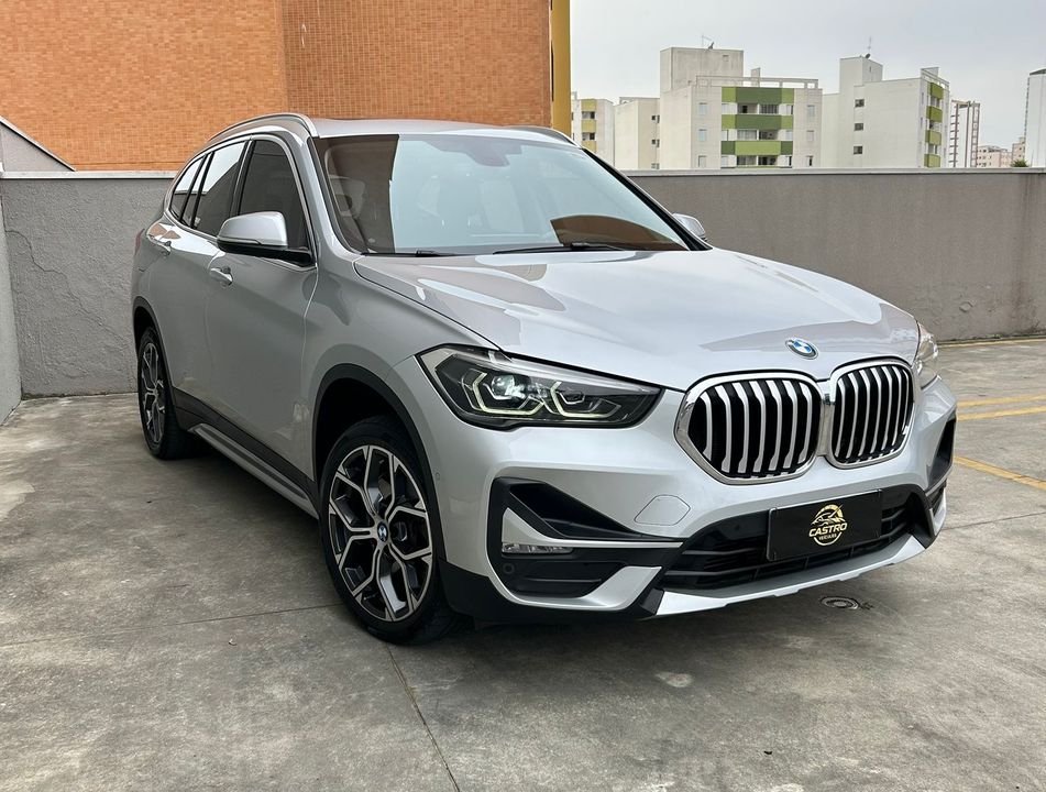 BMW X1 SDRIVE 20i X-Line 2.0 TB Active Flex