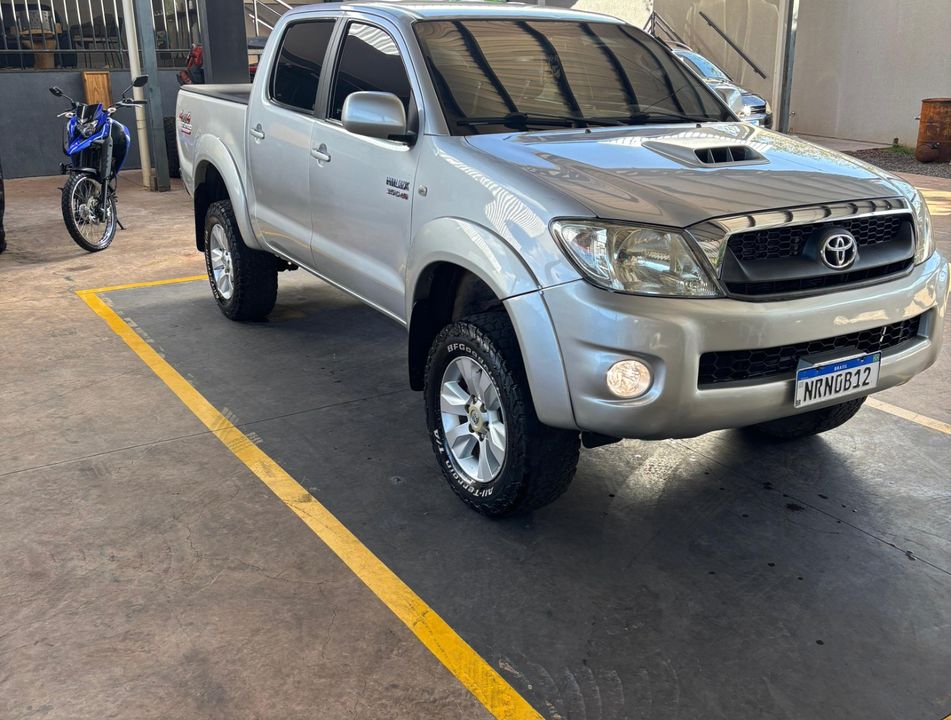 Toyota Hilux CD SR D4-D 4x4 3.0  TDI Dies.