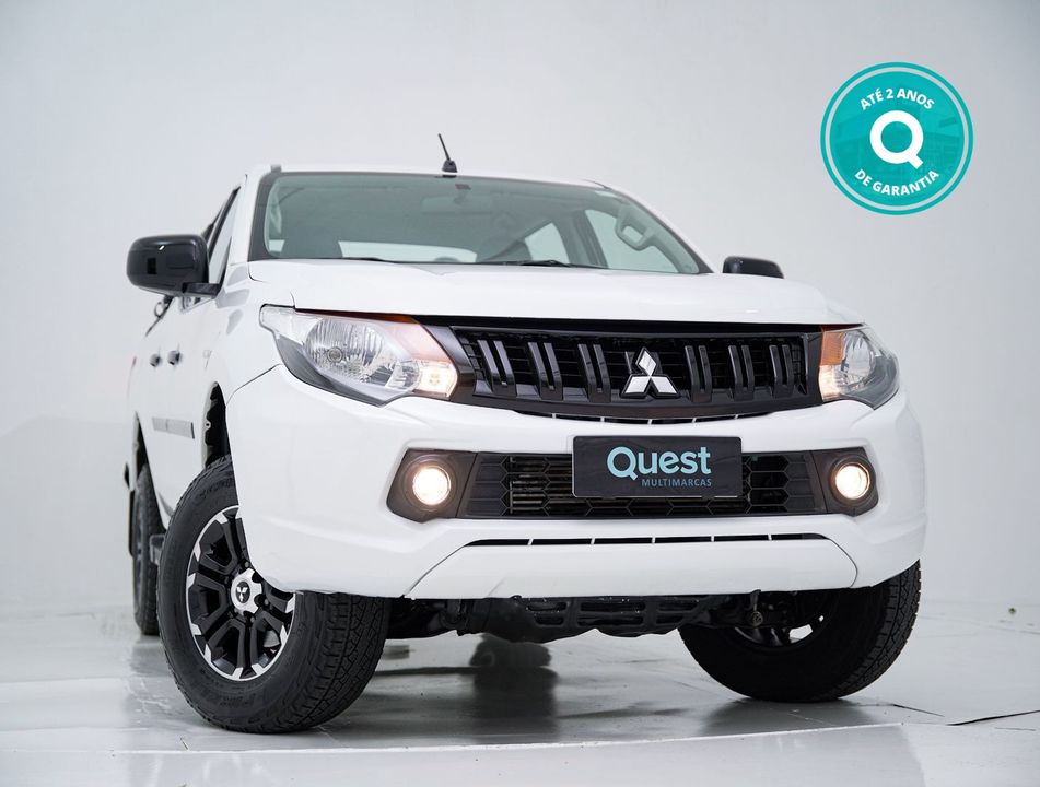 Mitsubishi L200 Tri. Outd. GLX 2.4 CD 4x4 Die. Mec.