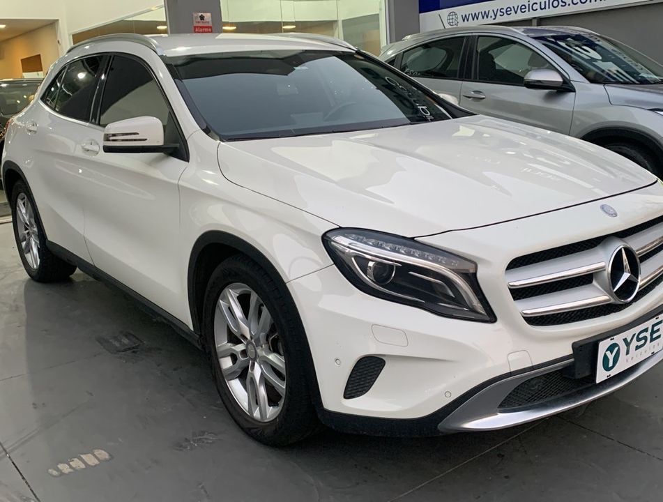 Mercedes GLA 200 Advance 1.6/1.6 TB 16V Flex Aut.
