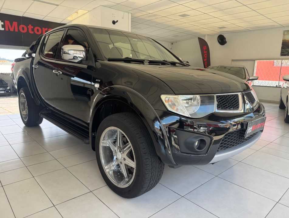 Mitsubishi L200 Triton HPE 3.5 CD V6 24V Flex Aut.