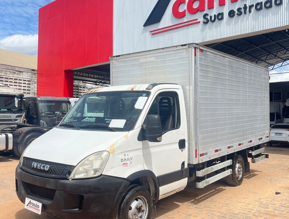 IVECO DAILY CHASSI 35S14 CD 4p (diesel)(E5)