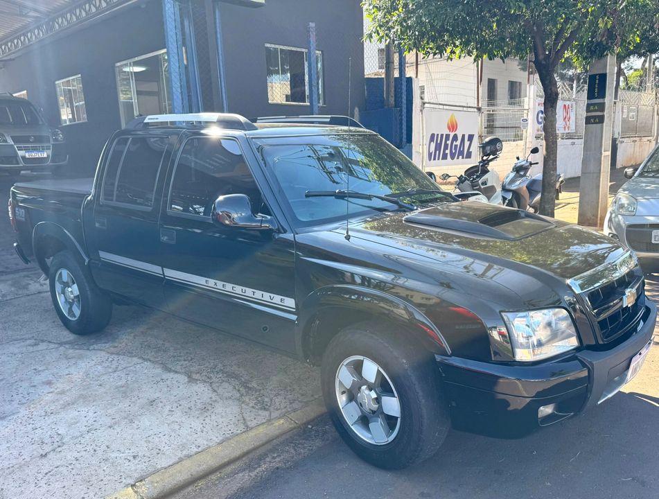 Chevrolet S10 P-Up Executive 2.4 MPFI F.Power CD