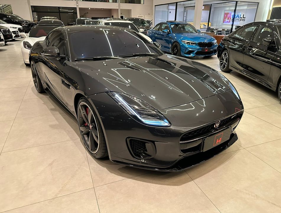 Jaguar F-Type 2.0 R-Dynamic Coupe 300cv Aut.