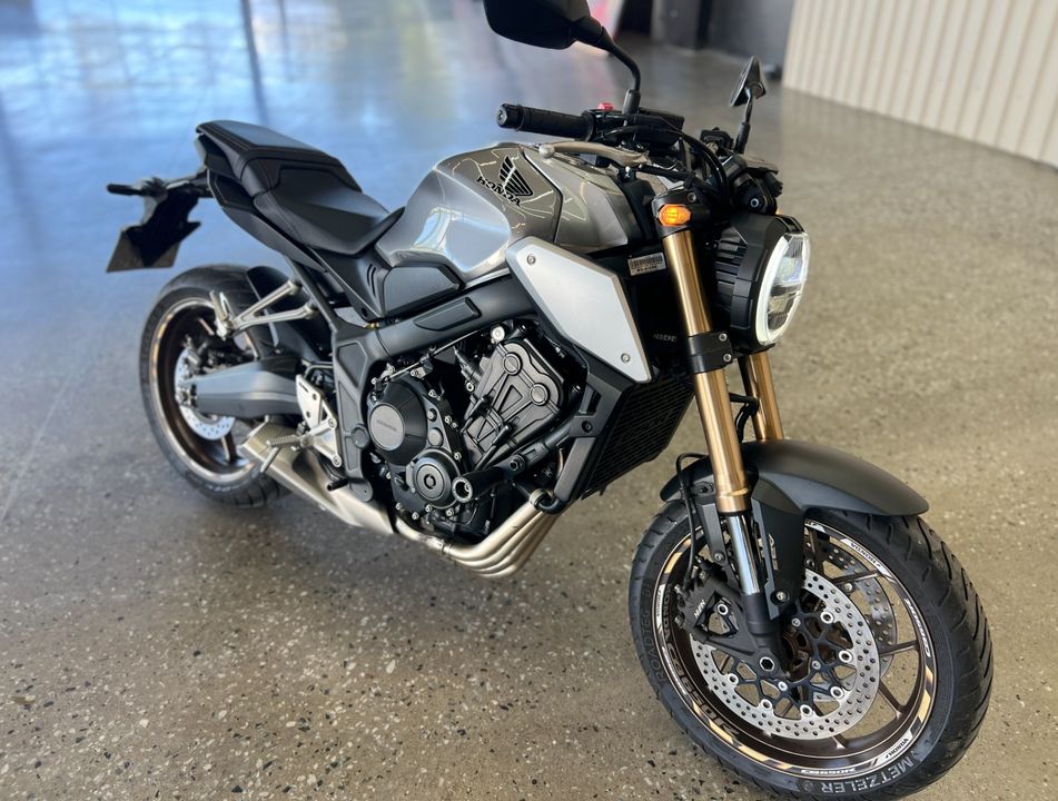HONDA CB 650R