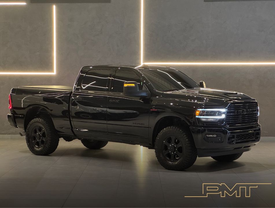 RAM 2500 LARAM. 6.7 NIGHT ED. TB CD 4x4 Die.