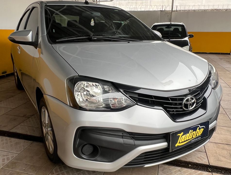 Toyota ETIOS X Sedan 1.5 Flex 16V 4p Aut.
