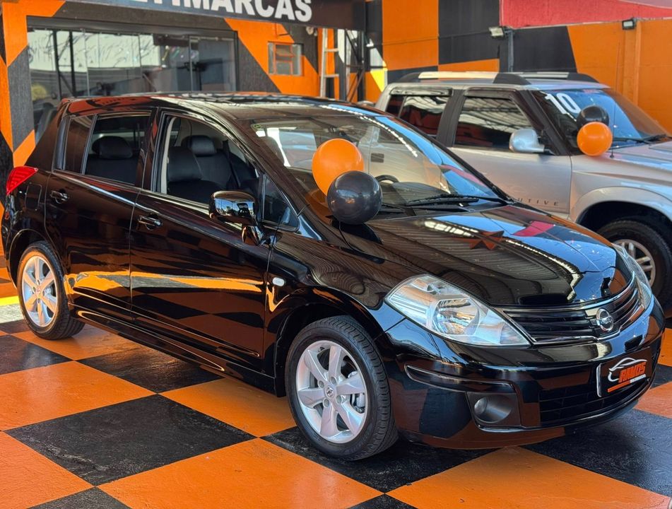 Nissan TIIDA SL 1.8/1.8 Flex 16V Aut.