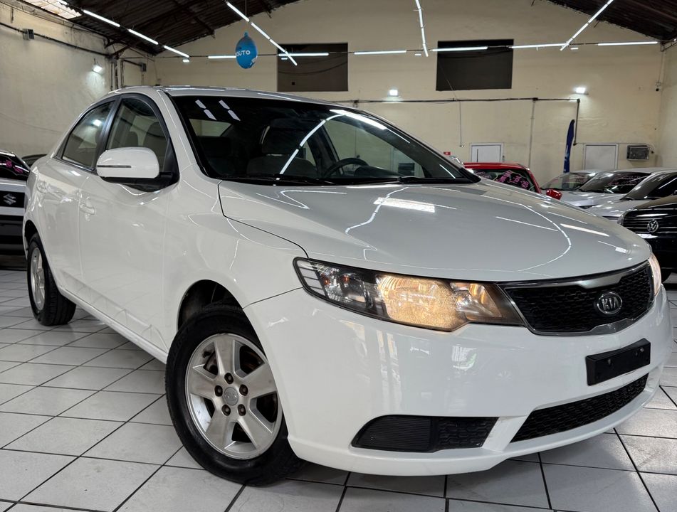 Kia Motors Cerato 1.6 16V Mec.