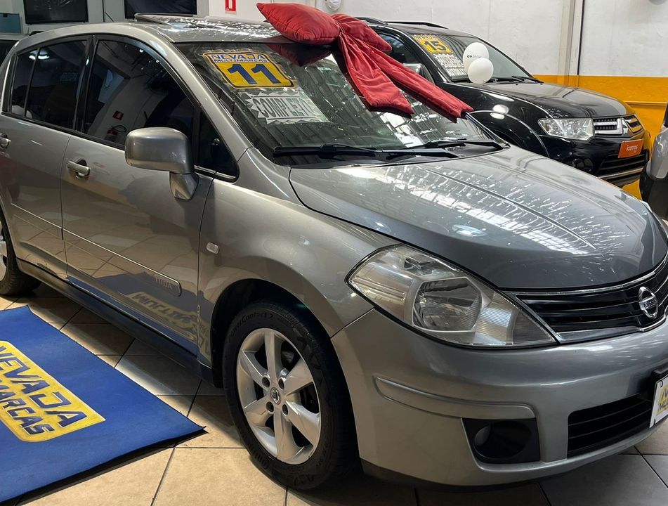 Nissan TIIDA SL 1.8/1.8 Flex 16V  Mec.