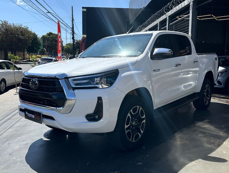 Toyota Hilux CD SRX 4x4 2.8 TDI 16V Diesel Aut.