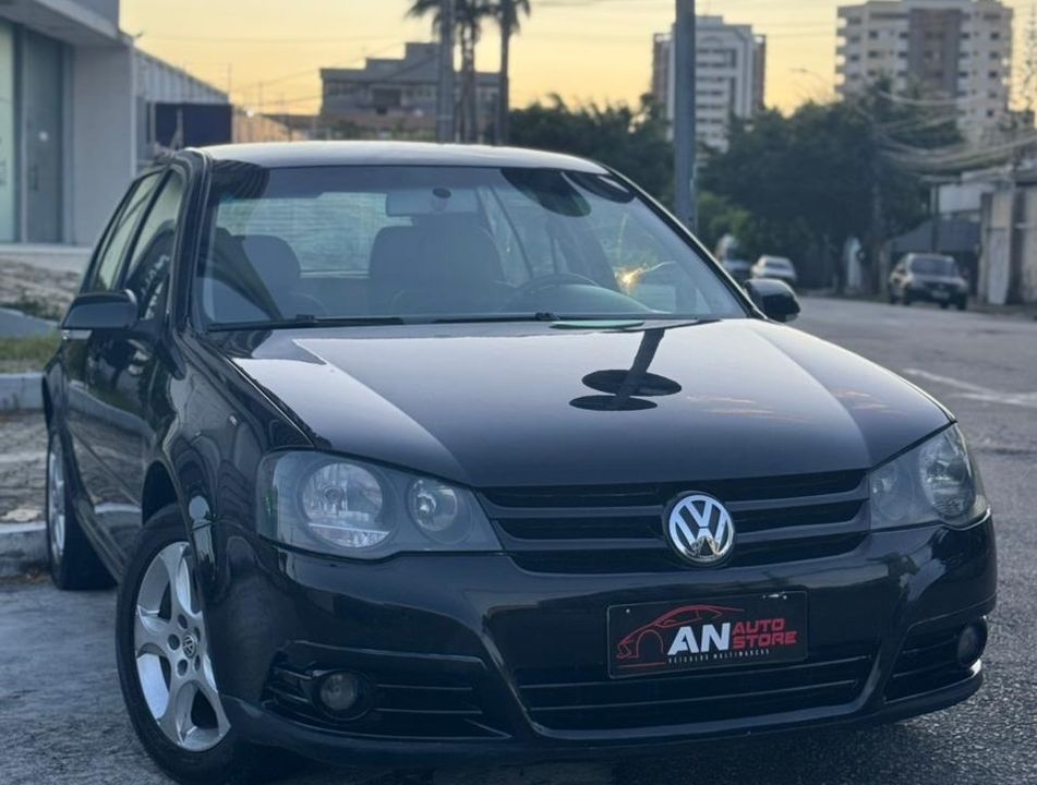 VolksWagen Golf 1.6 Mi Total Flex 8V 4p