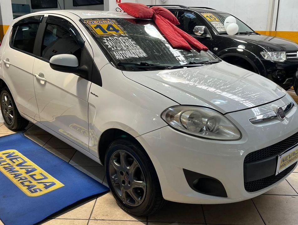 Fiat Palio ESSENCE 1.6 Flex 16V 5p