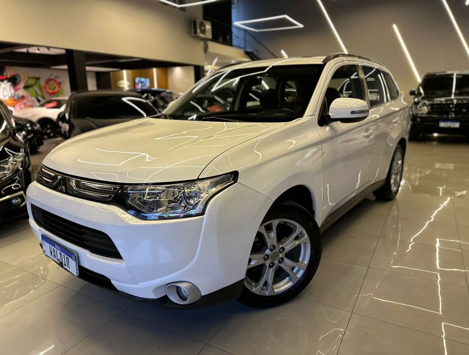 Mitsubishi OUTLANDER 2.0 16V 160cv Aut.