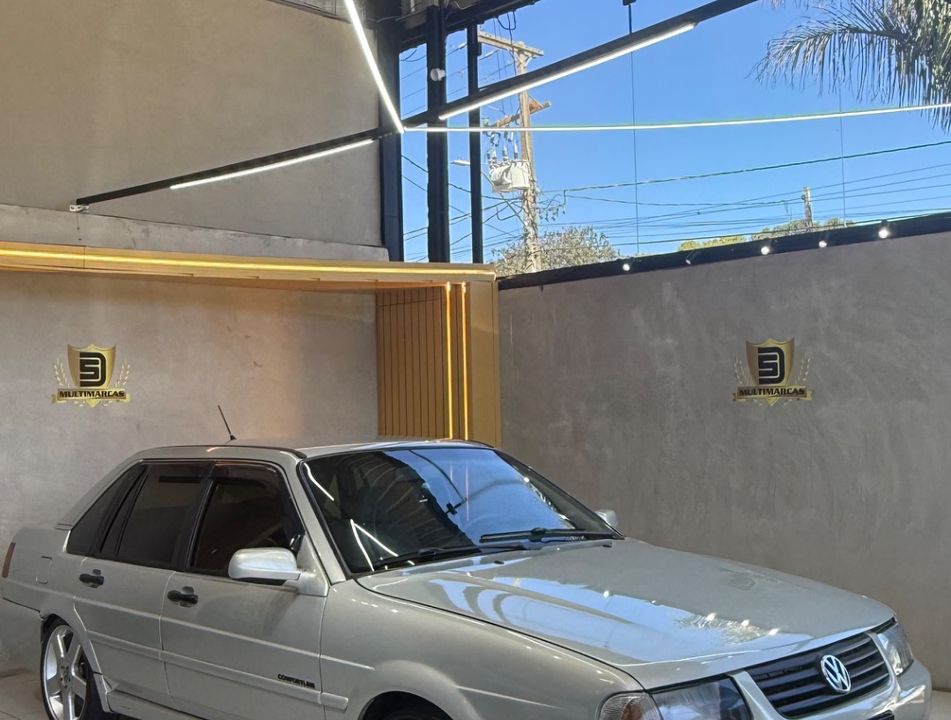 VolksWagen Santana 2.0 Mi 2p e 4p