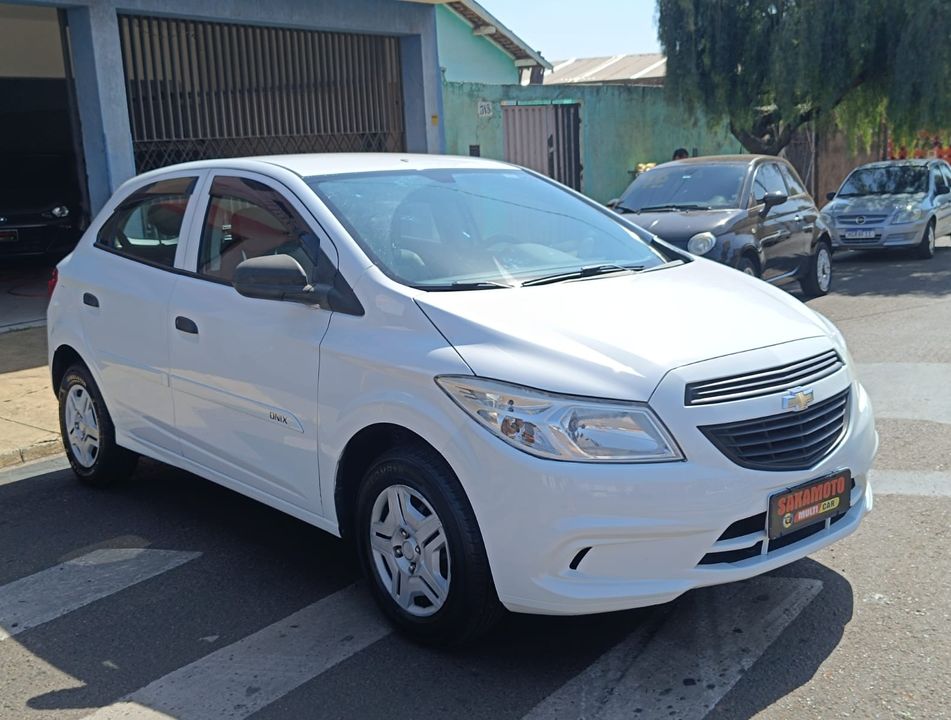 Chevrolet ONIX HATCH LS 1.0 8V FlexPower 5p Mec.