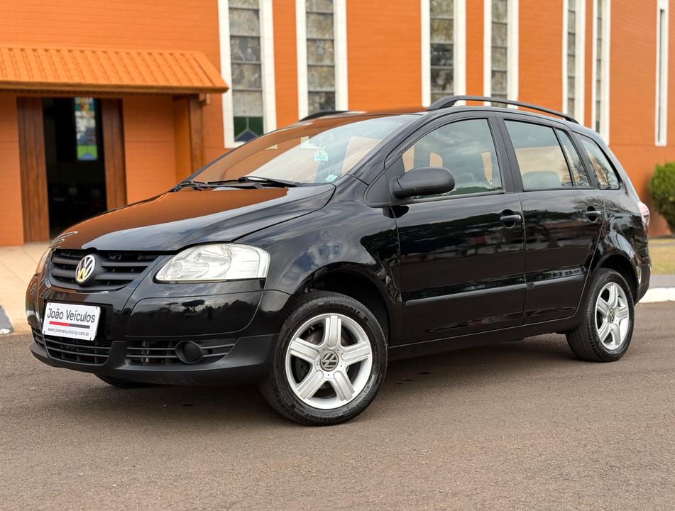 VolksWagen SPACEFOX 1.6/ 1.6 Trend Total Flex 8V 5p