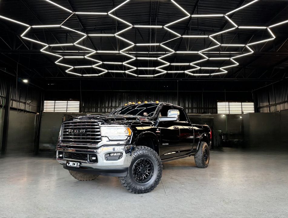 RAM 3500 LIMITED LONGHORN 6.7 TB CD Diesel