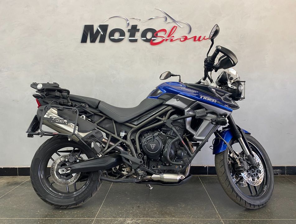 TRIUMPH TIGER 800 XRX