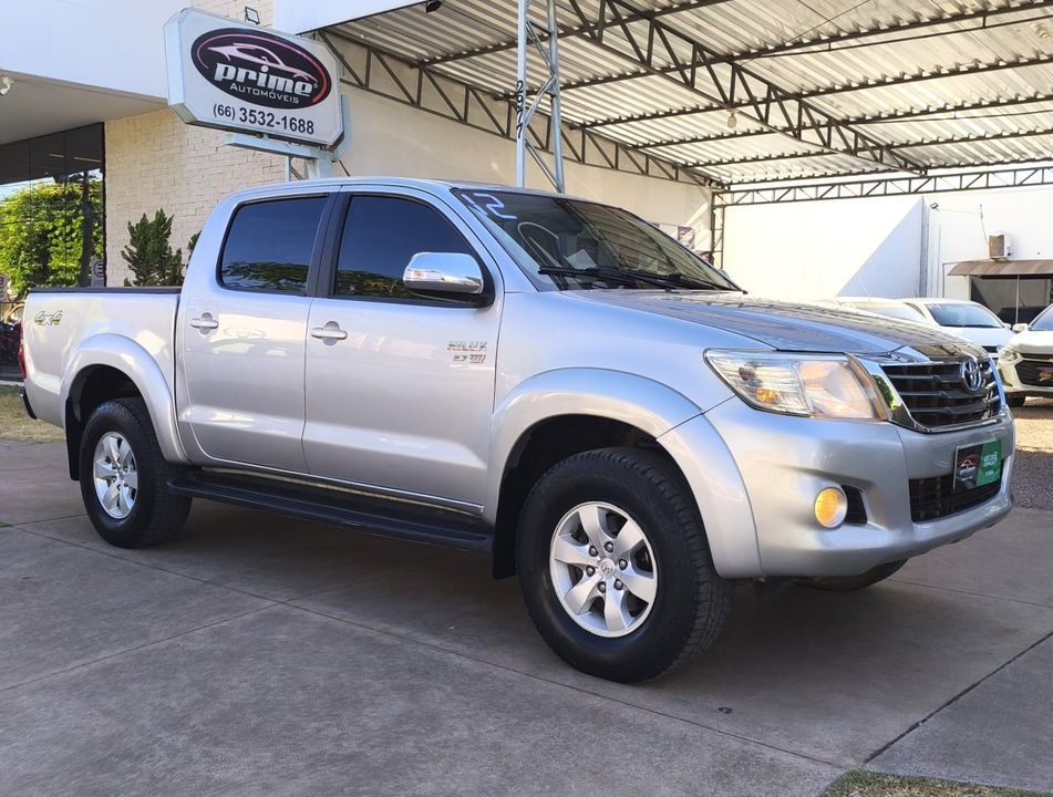 Toyota Hilux CD SRV 4x4 2.7 Flex 16V Aut.