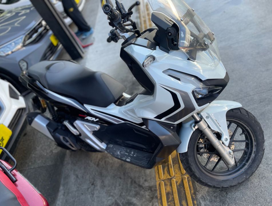 HONDA ADV 150