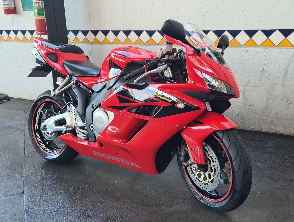 HONDA CBR 1000 RR Fireblade