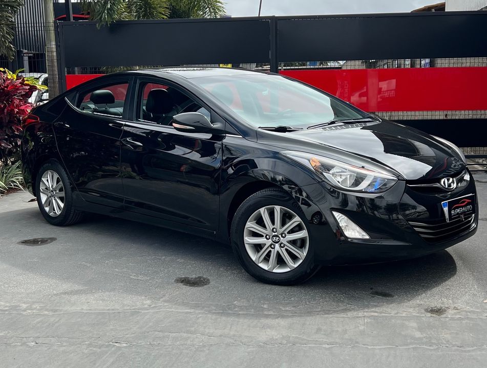 Hyundai Elantra GLS 2.0 16V Flex Aut.