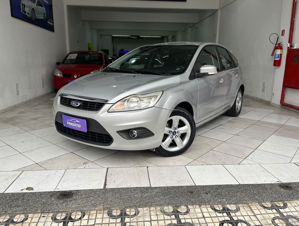 Ford Focus 2.0 16V/SE/SE Plus Flex 5p Aut.
