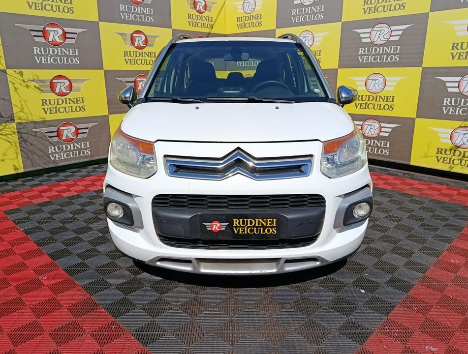 Citroën C3 Picasso GLX 1.6 Flex 16V 5p Mec.