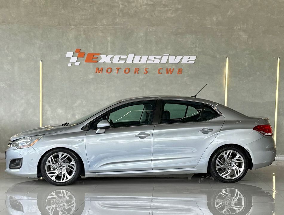 Citroën C4 LOUNGE Exclusive 1.6 Turbo 4p Aut.