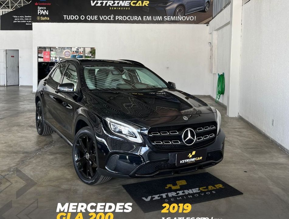 Mercedes GLA 200 Night 1.6. TB 16V Flex Aut.