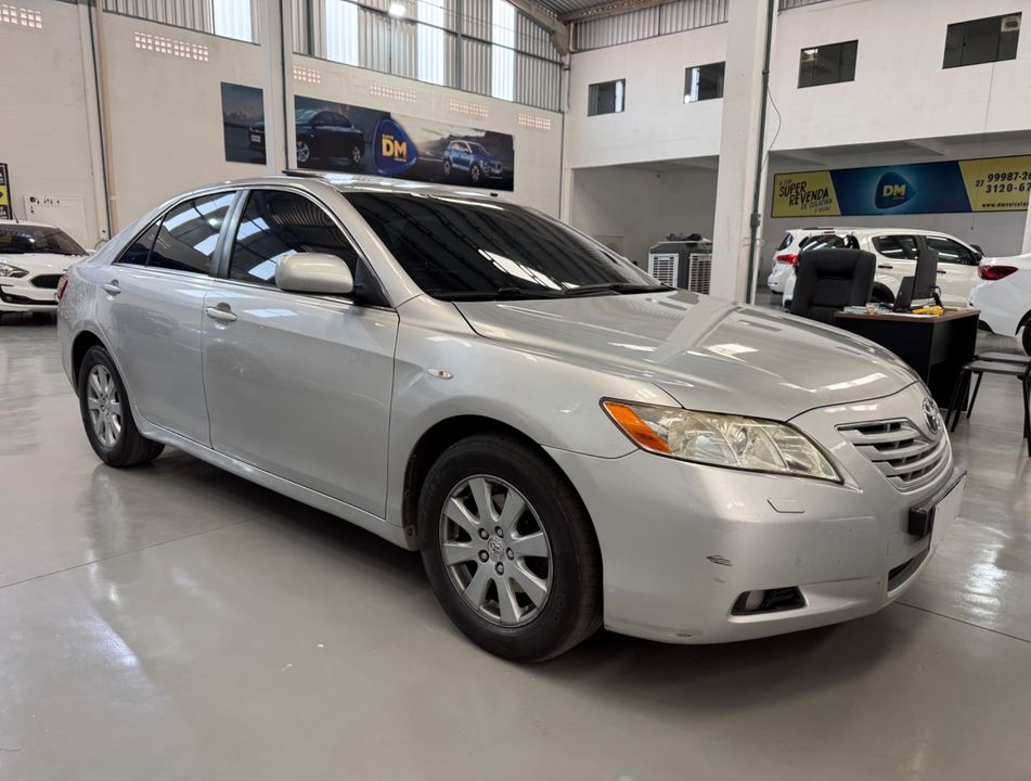 Toyota Camry XLE 3.5 24V Aut.