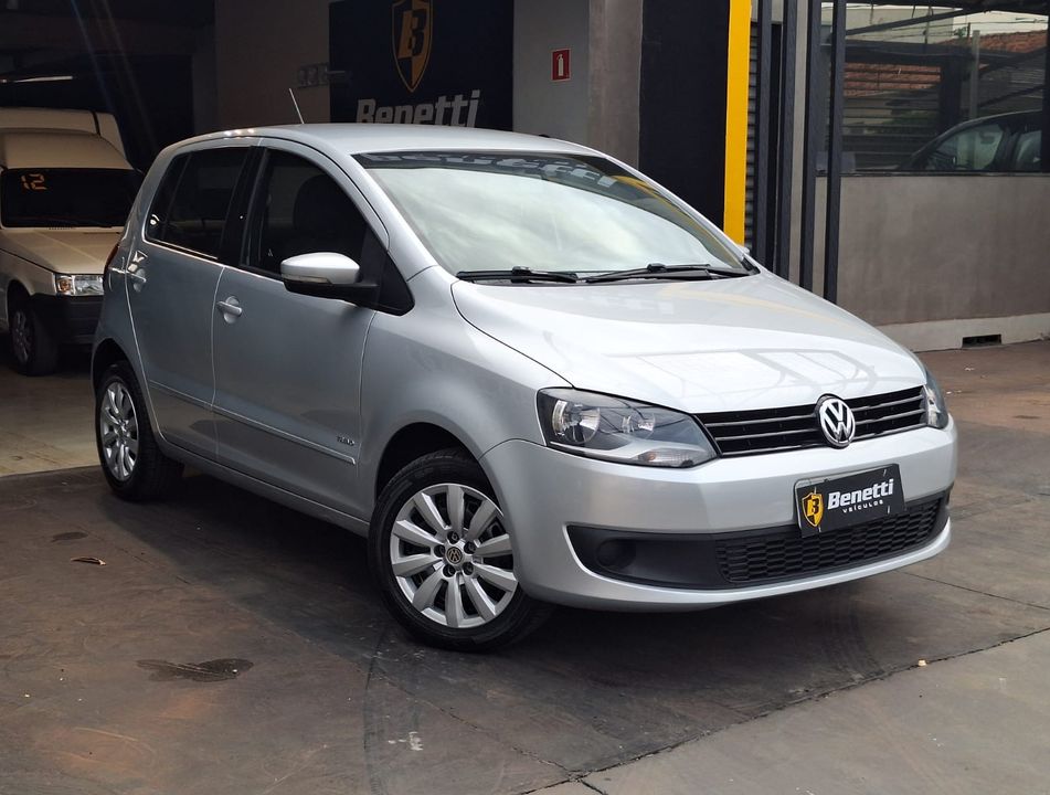 VolksWagen Fox 1.6 Mi Total Flex 8V 5p