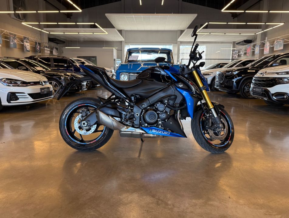 SUZUKI GSX-S 1000
