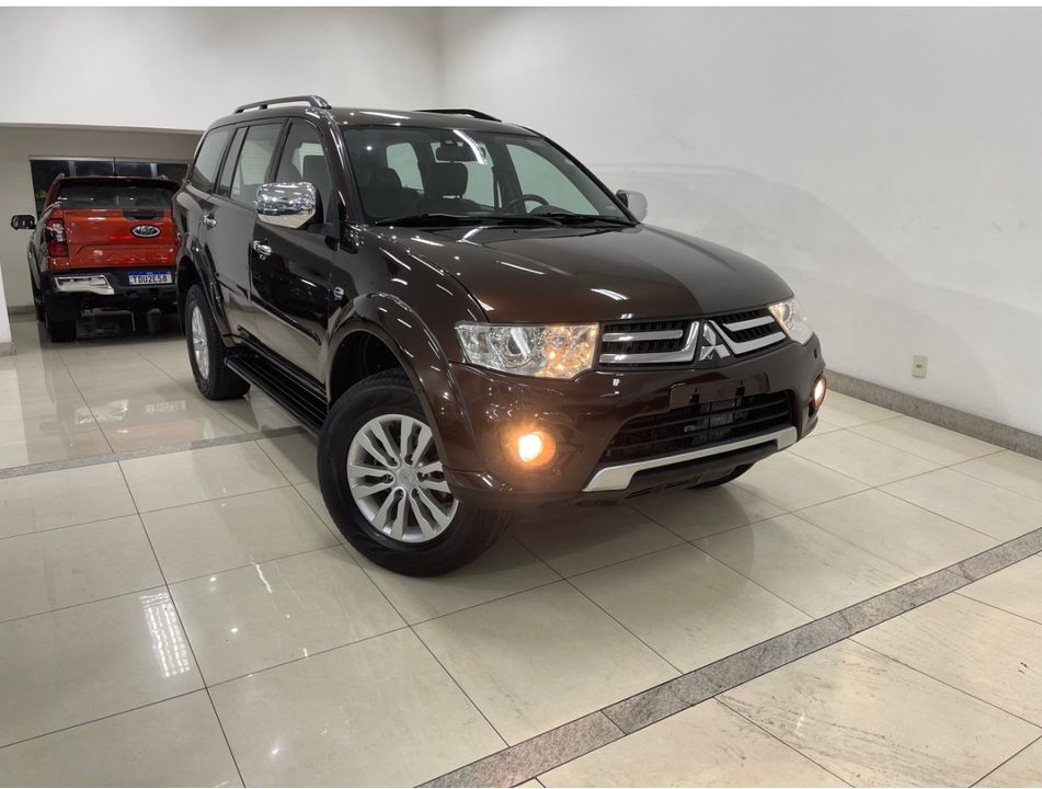 Mitsubishi Pajero DAKAR/HPE 3.5 4x4 Flex 5p Aut.