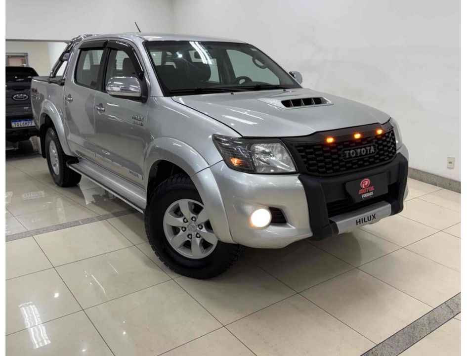 Toyota Hilux CD SRV D4-D 4x4 3.0 TDI Diesel Aut