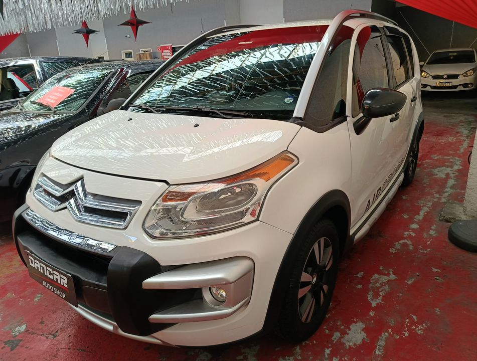 Citroën C3 Picasso GLX 1.5 Flex 8V 5p Mec.