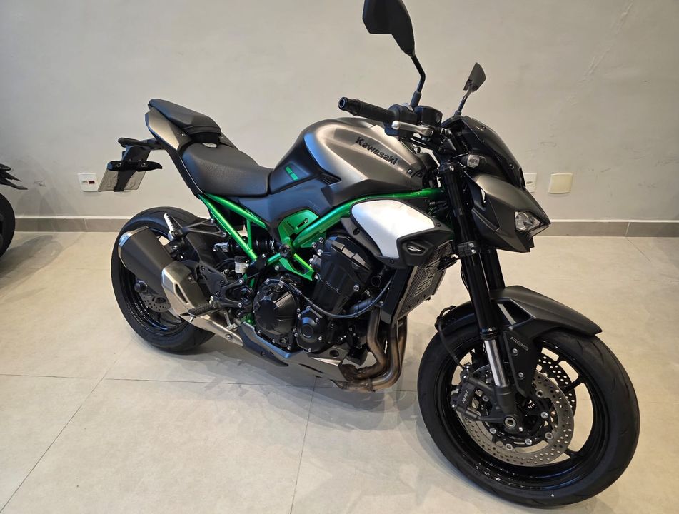 KAWASAKI Z 900