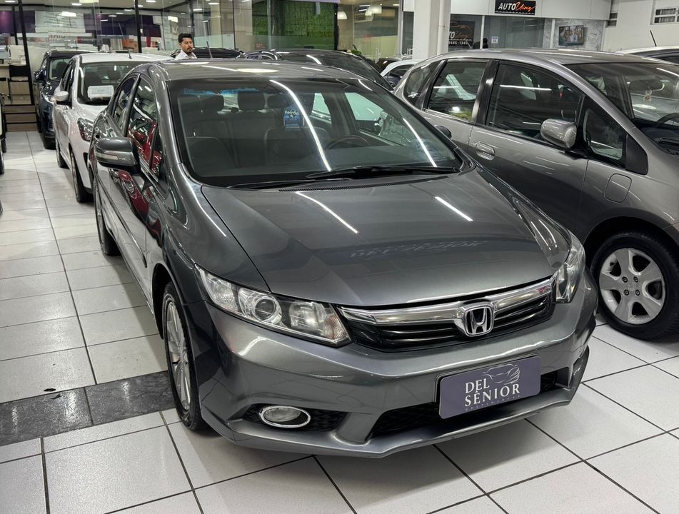 Honda Civic Sedan LXR 2.0 Flexone 16V Aut. 4p