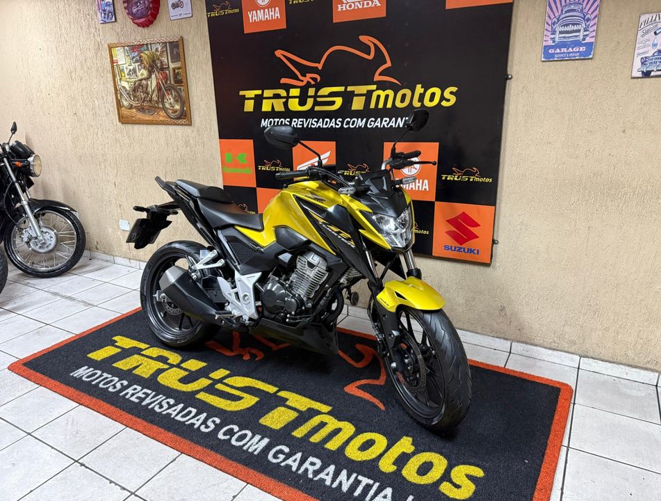 HONDA CB 300F Twister Flex